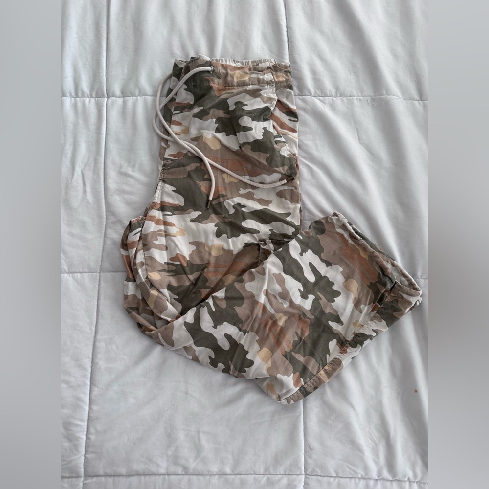 Universal Thread Cargo Joggers size 14